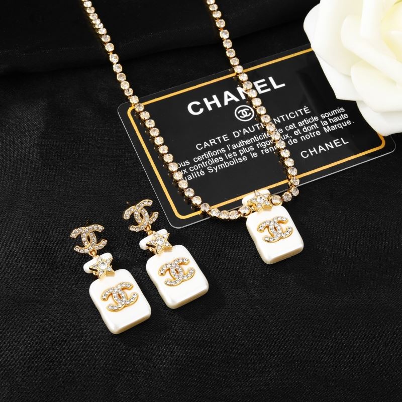 Chanel Necklaces